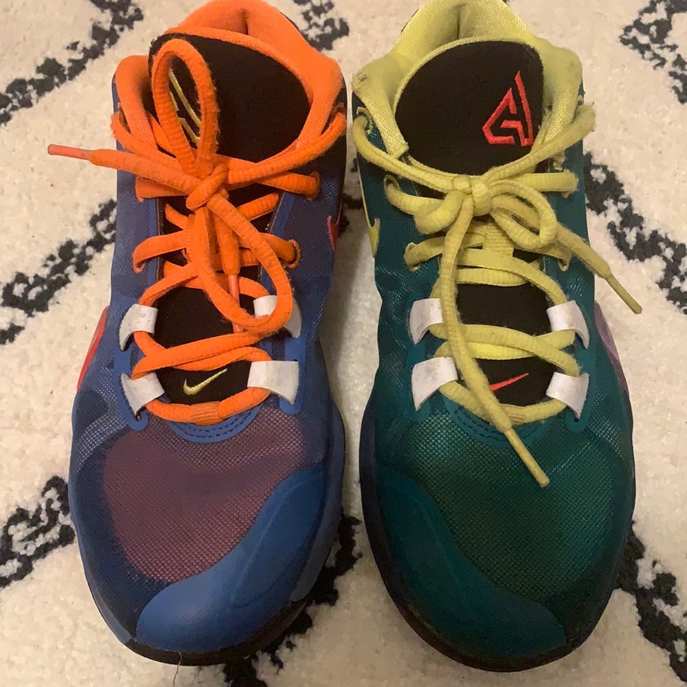 Boys Giannas Basketball Shoes